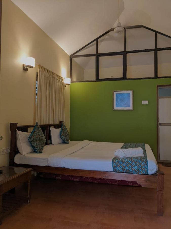 Red Soil Cozy Cottages- 瓦加托 外观 照片